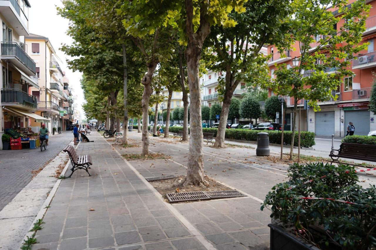 Dimora Rossa Bed & Breakfast Sottomarina Exterior photo